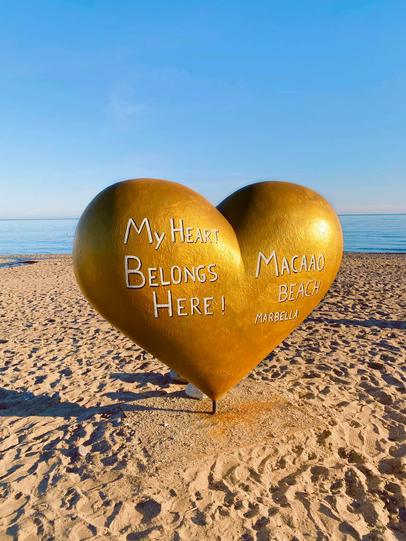 Deko Glasfaser Herz auf Stänger - Einfarbig 2 Figura dekoracyjna Serce duże, jednokolorowe