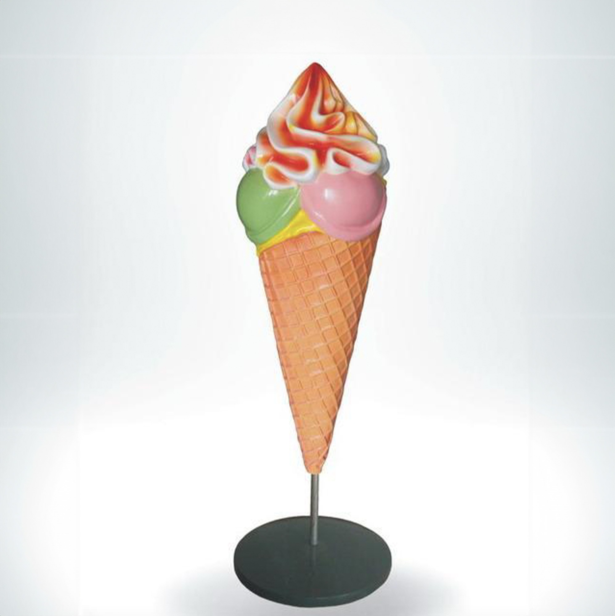 Werbung für Kugel-Eiscreme mit Schlagsahne 1 Reklamowy lód gałkowy z bitą śmietaną