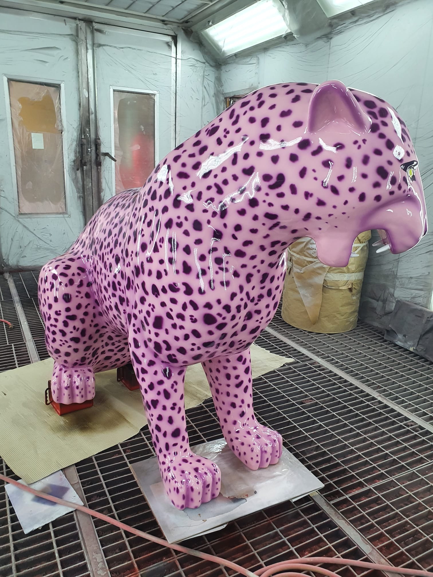 Panther From Miley Cyrus Music Video-3DFORMeu