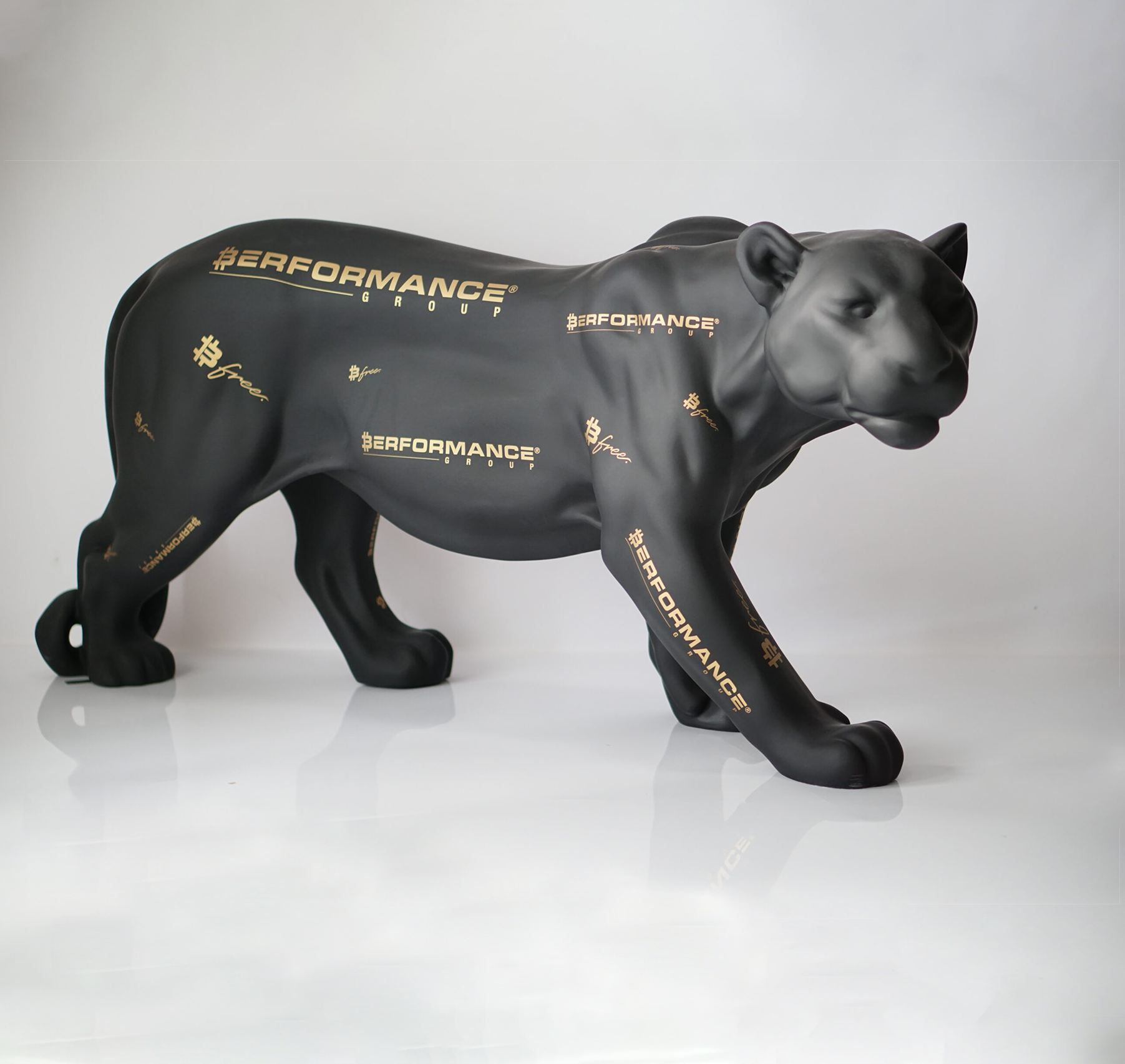 Stehende Panther in natürlicher Größe B-Performance 2 Pantera stojąca naturalnych wymiarów B-performance