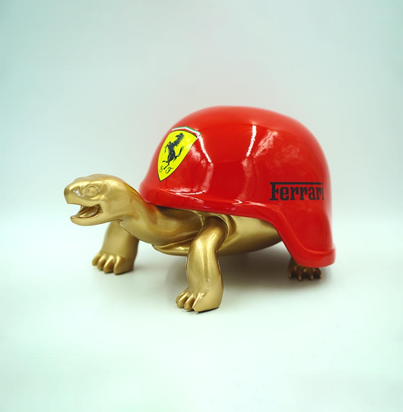 Schildkröte im Helm - Ferrari 1 Żółw w kasku - ferrari