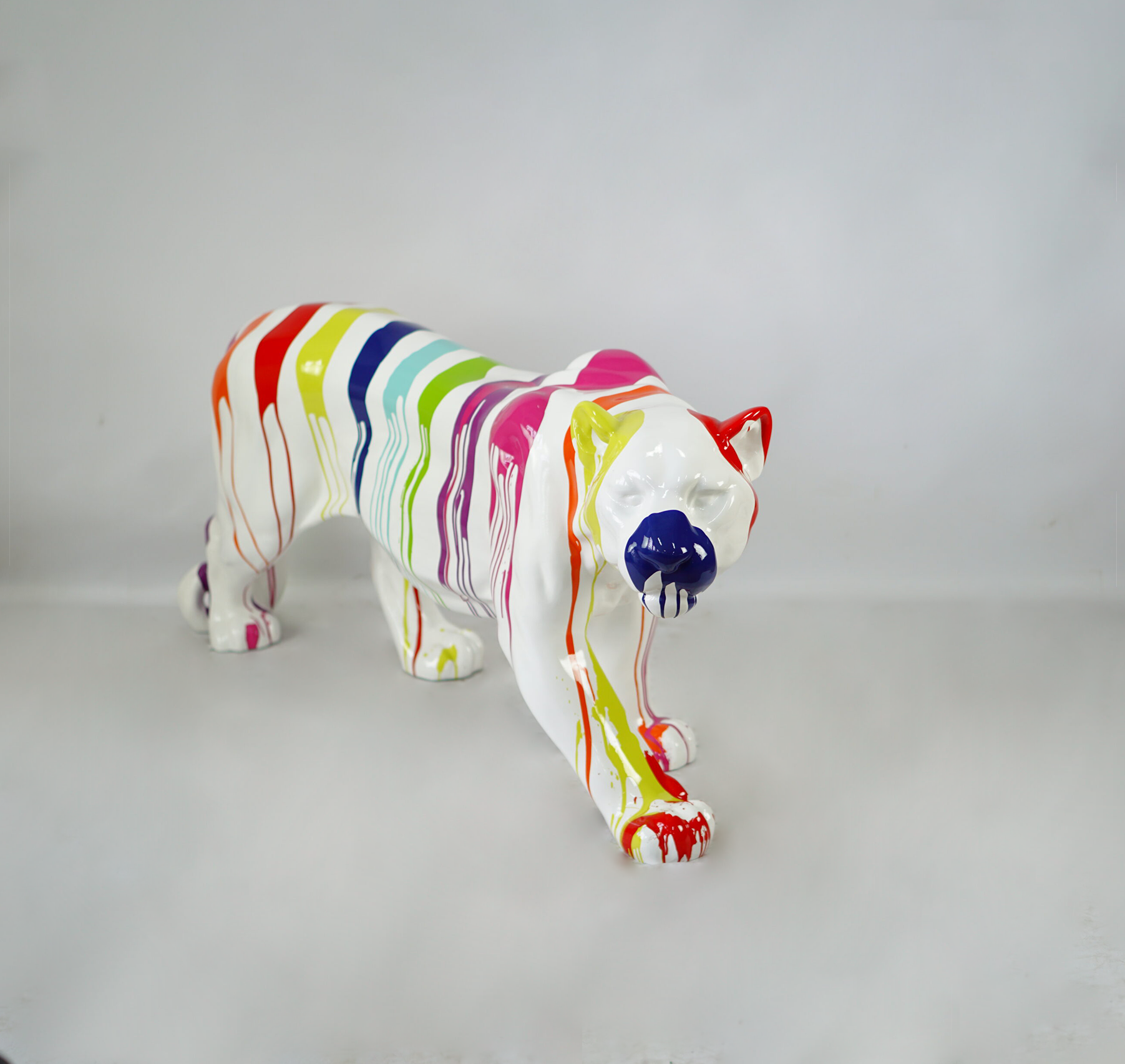 Pantera stojąca naturalnych wymiarów - multicolor 1 Pantera stojąca naturalnych wymiarów - multicolor