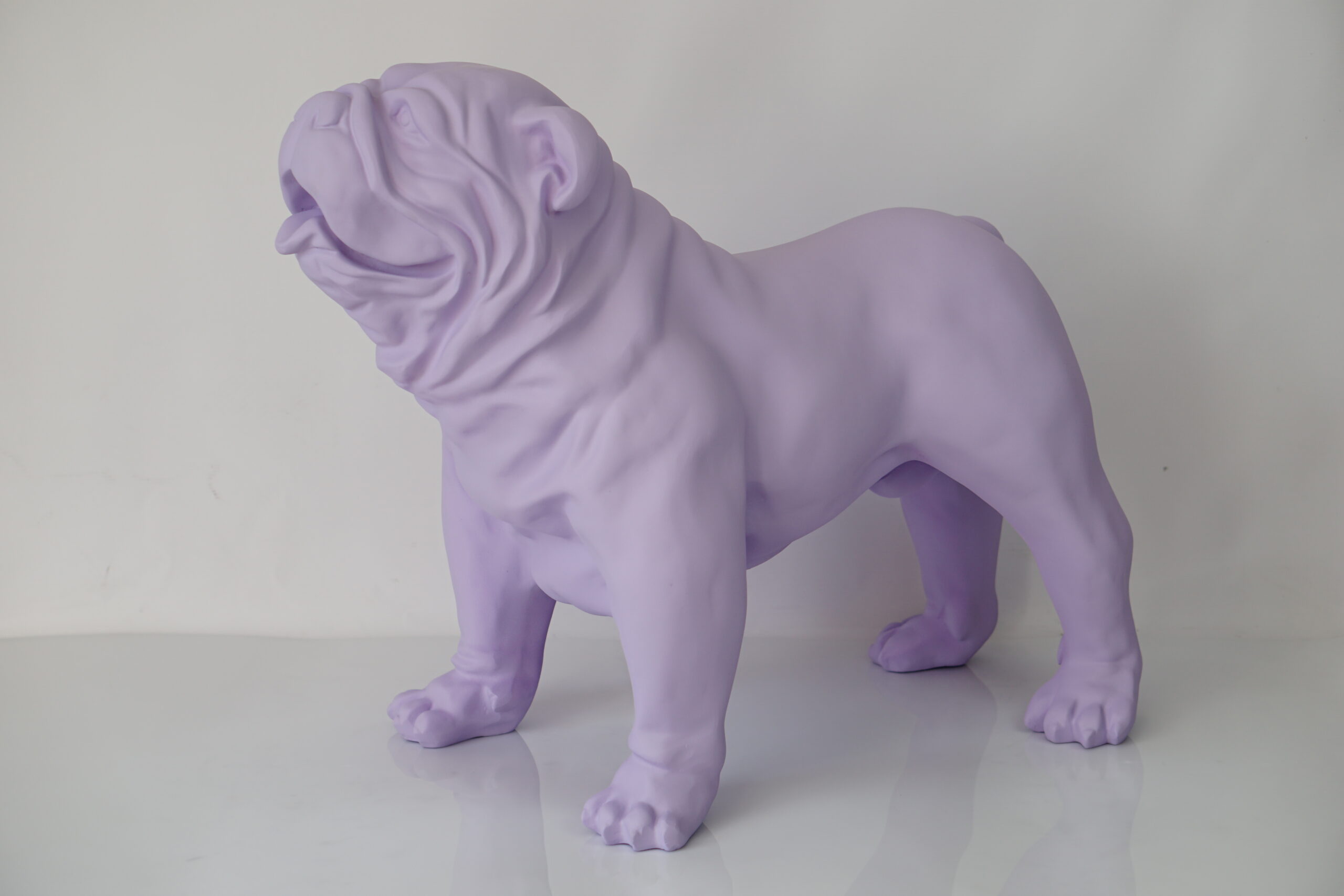 Dekorative Bulldogge Figur USA mittelgroß, pastell-lila. 1 Figura dekoracyjna pies bulldog usa średni, pastelowy - fioletowy