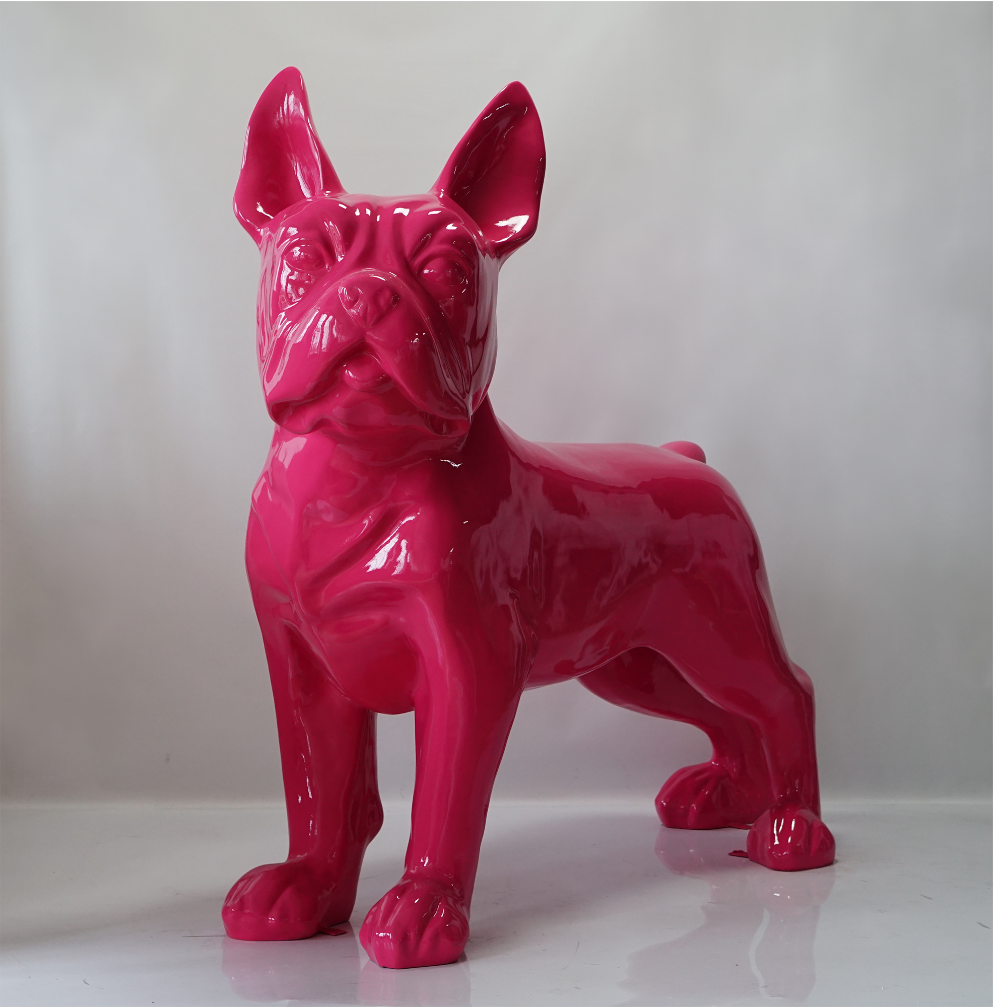 Große Figur eines französischen Bulldoggen - Pink 1 pies Duża figura Bulldoga Francuskiego - różowy