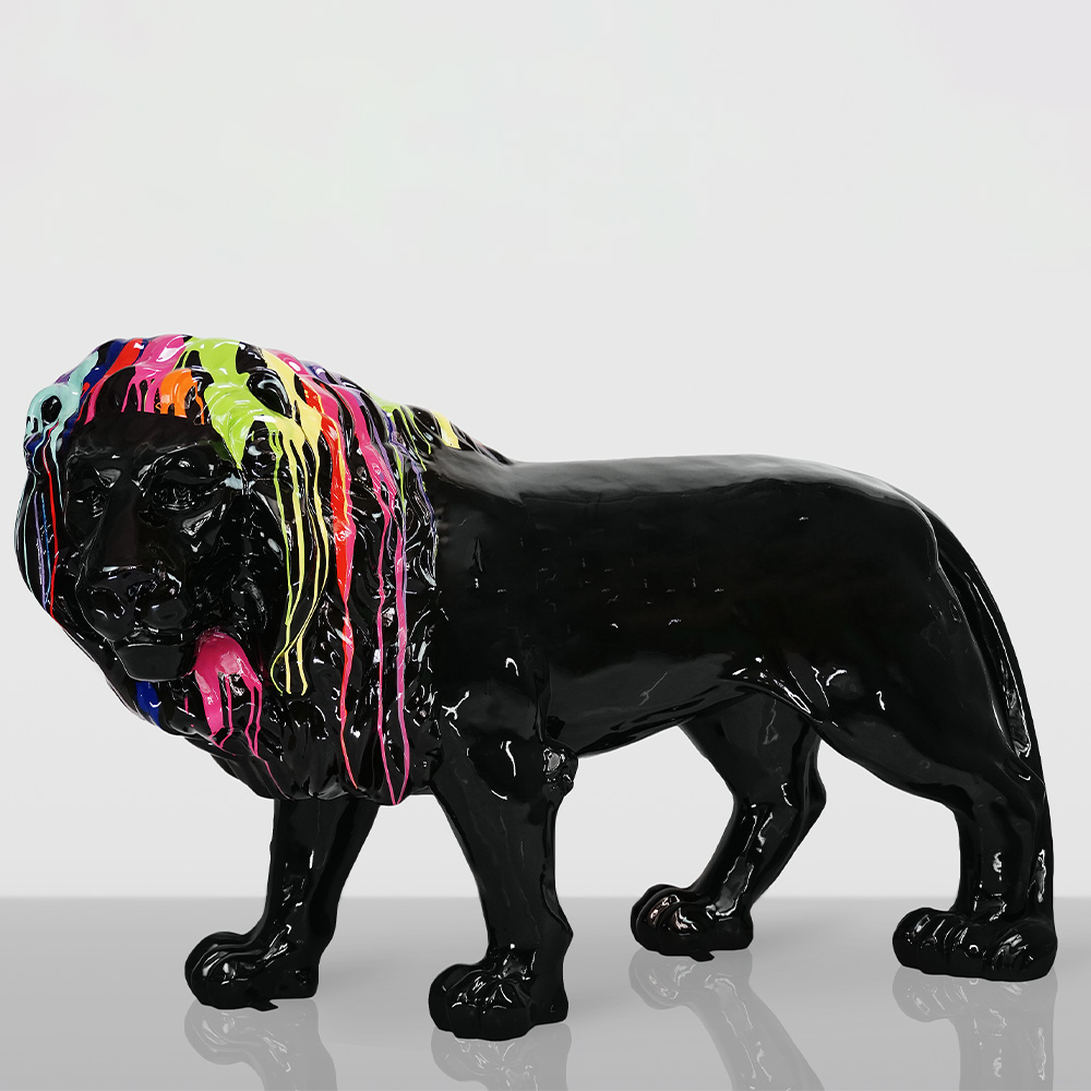 Große Stehende Löwenfigur - Schwarzer Trash 1 Große Stehende Löwenfigur - Schwarzer Trash