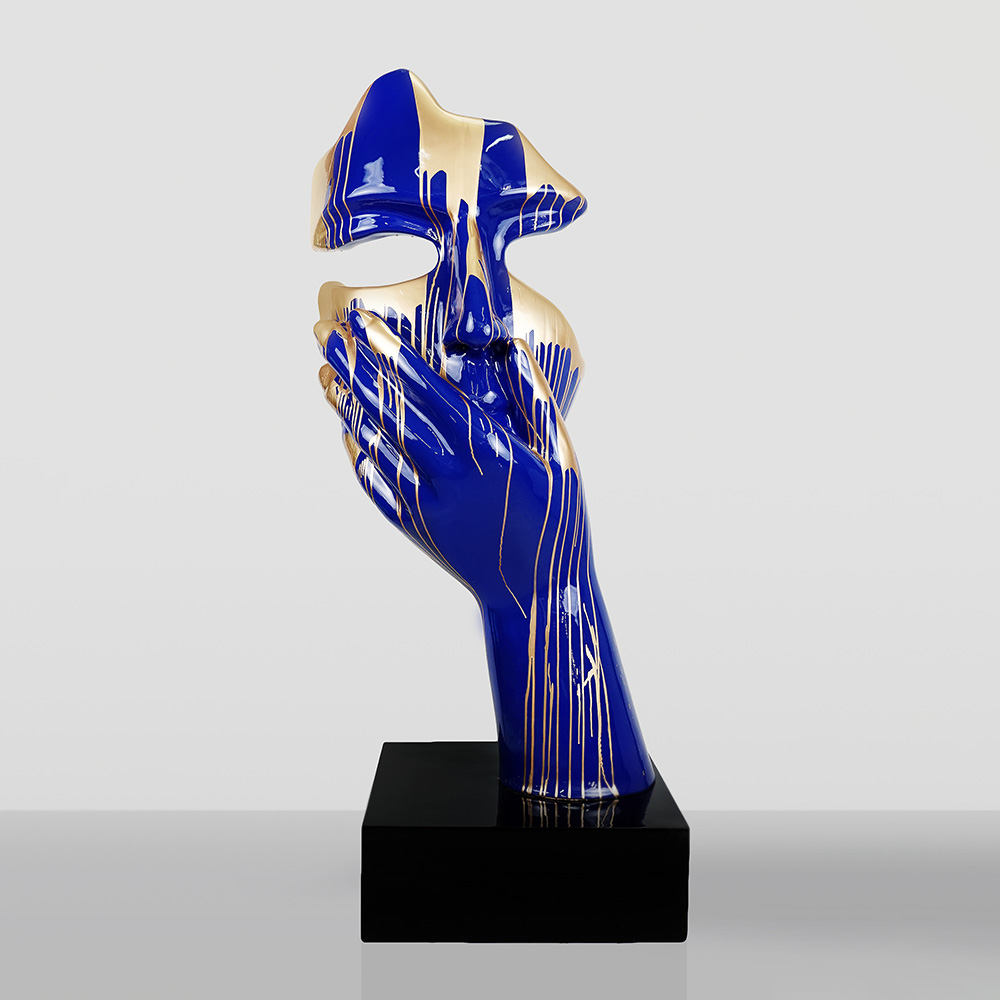 Große Maske auf Sockel – Blau / Goldener Trash 1 Große Maske auf Sockel – Blau / Goldener Trash